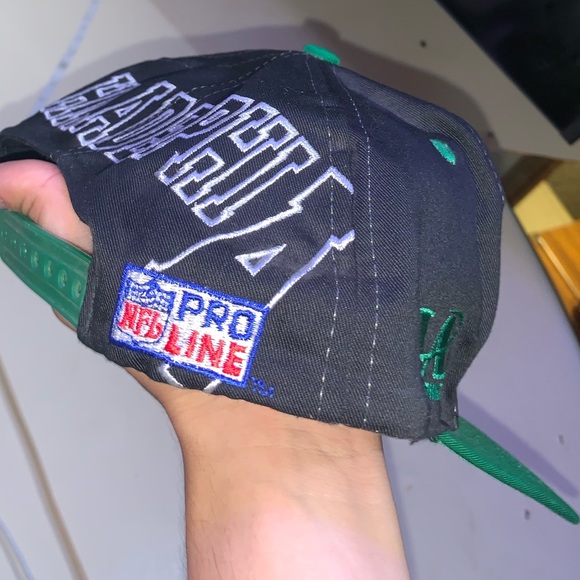 Philadelphia Eagles 1990s to 1980s proline logo authentic snapback hat - Picture 7 of 8